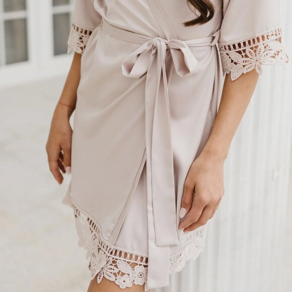 Lauren Lace Satin Robe, in Champagne, Size S/M - Picture 3 of 3